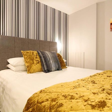 The Scarborough Travel And Holiday Lodge Экстерьер фото