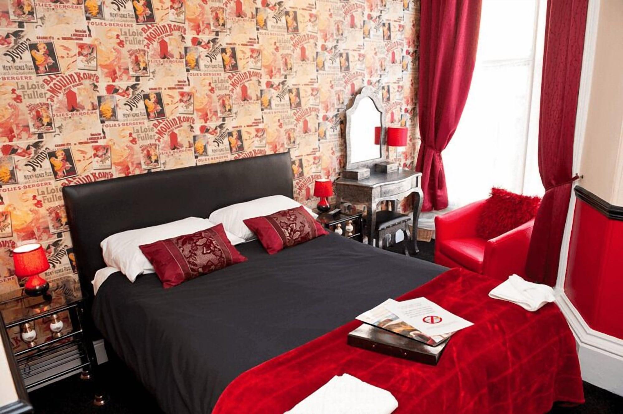 The Scarborough Travel And Holiday Lodge Экстерьер фото