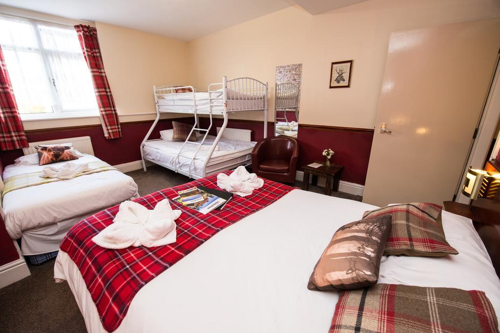 The Scarborough Travel And Holiday Lodge Экстерьер фото