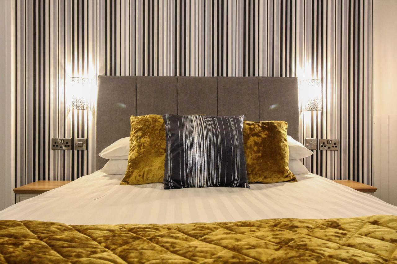 The Scarborough Travel And Holiday Lodge Экстерьер фото