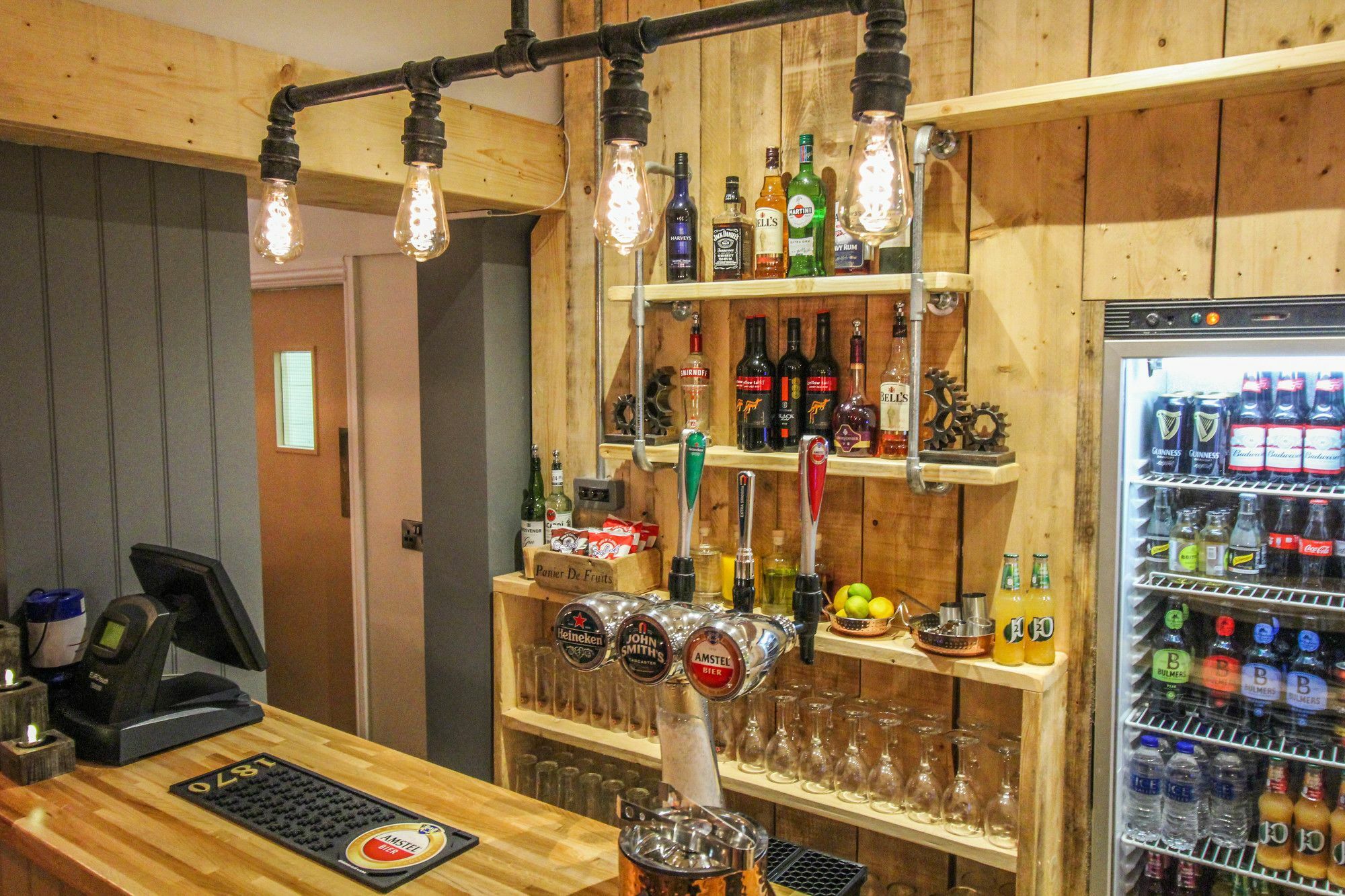 The Scarborough Travel And Holiday Lodge Экстерьер фото